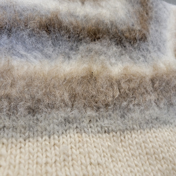 Vintage JAGMAN Handknit Origina wool fuzzy pullover sweater women's large - Picture 2 of 10